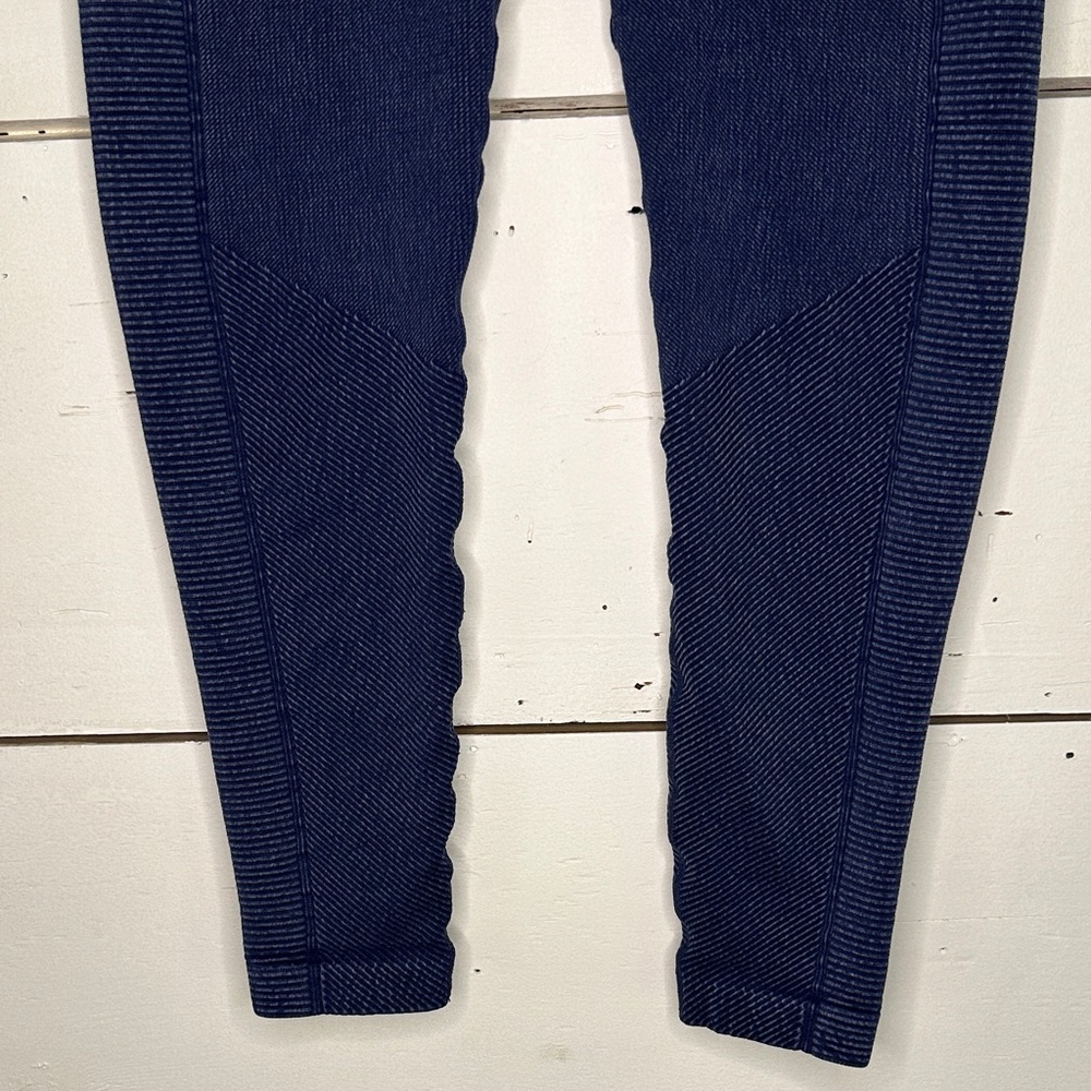 Aerie High-Waisted Ribbed Navy Blue Leggings - Picture 3 of 9